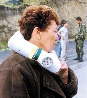 Colombia collar bomb 2000