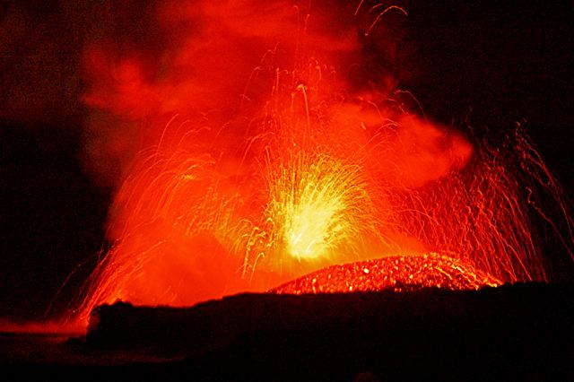 Kilauea volcano lava ocean entry