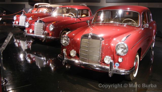 Ponton Mercedes collection medium red