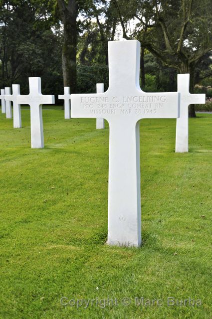 Eugene Engelking grave