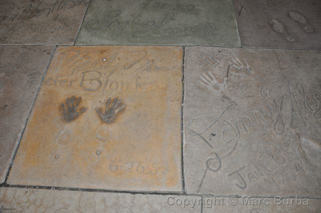 Marilyn Monrose handprints and footprints