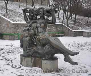 bratislava bronze statue