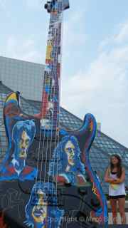 rock and roll hall of fame cleveland guitar mania