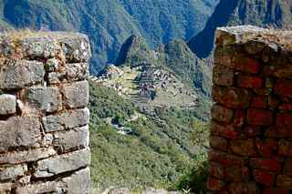 Machu Picchu trail to Sun Gate