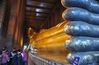 reclining buddha, Bangkok, Thailand