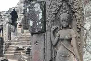 Angkor Thom devata