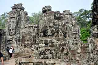 Angkor Thom carvings