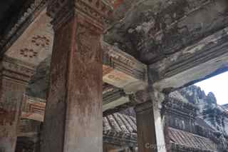 Angkor Wat paint traces