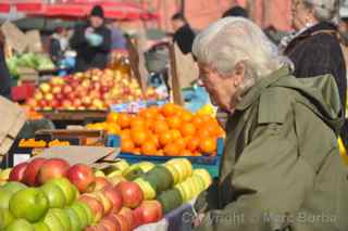 apples market